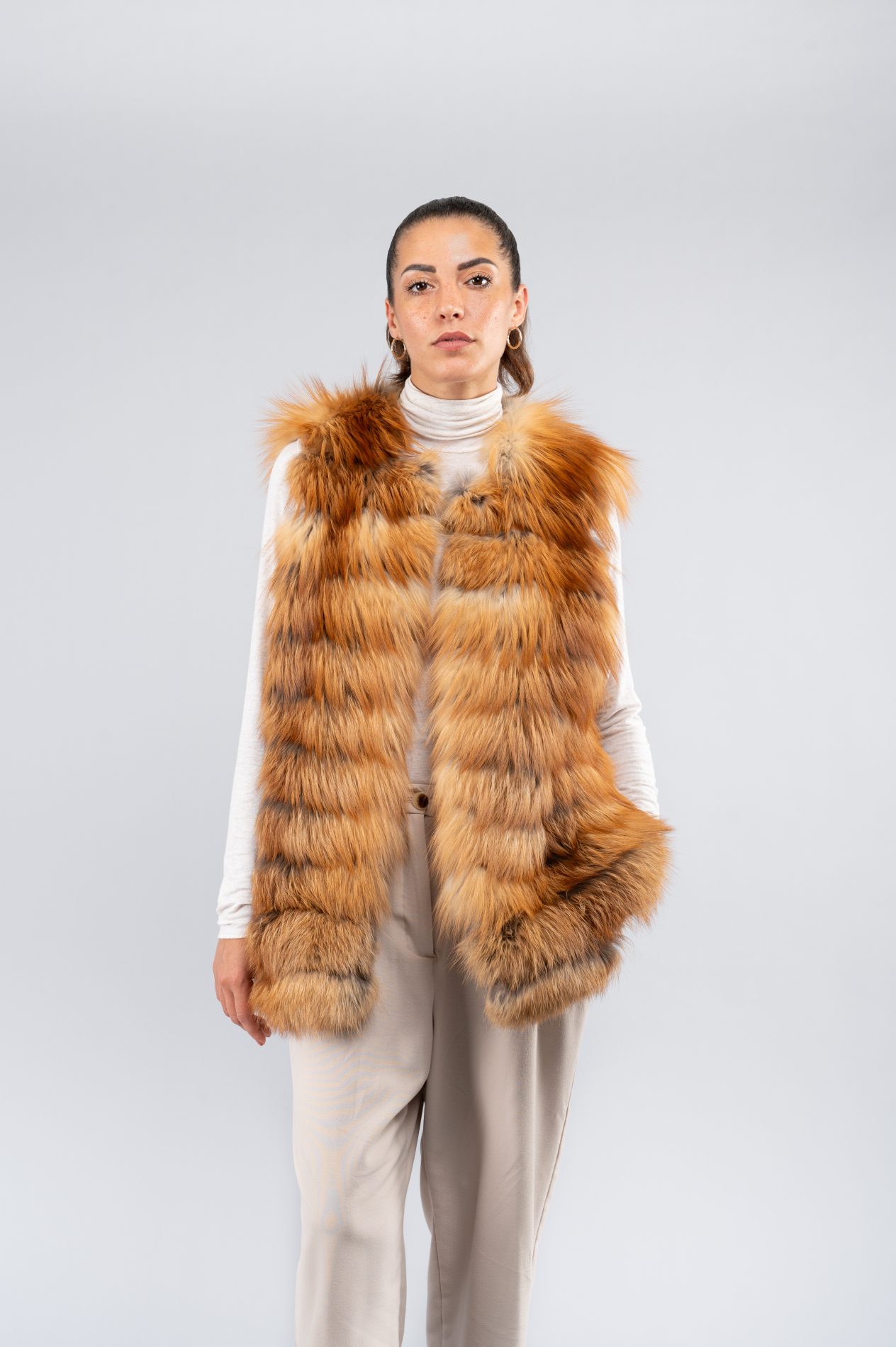 DRU0015 gilet in volpe rossa (2) Gilet in volpe rossa - immagine 1