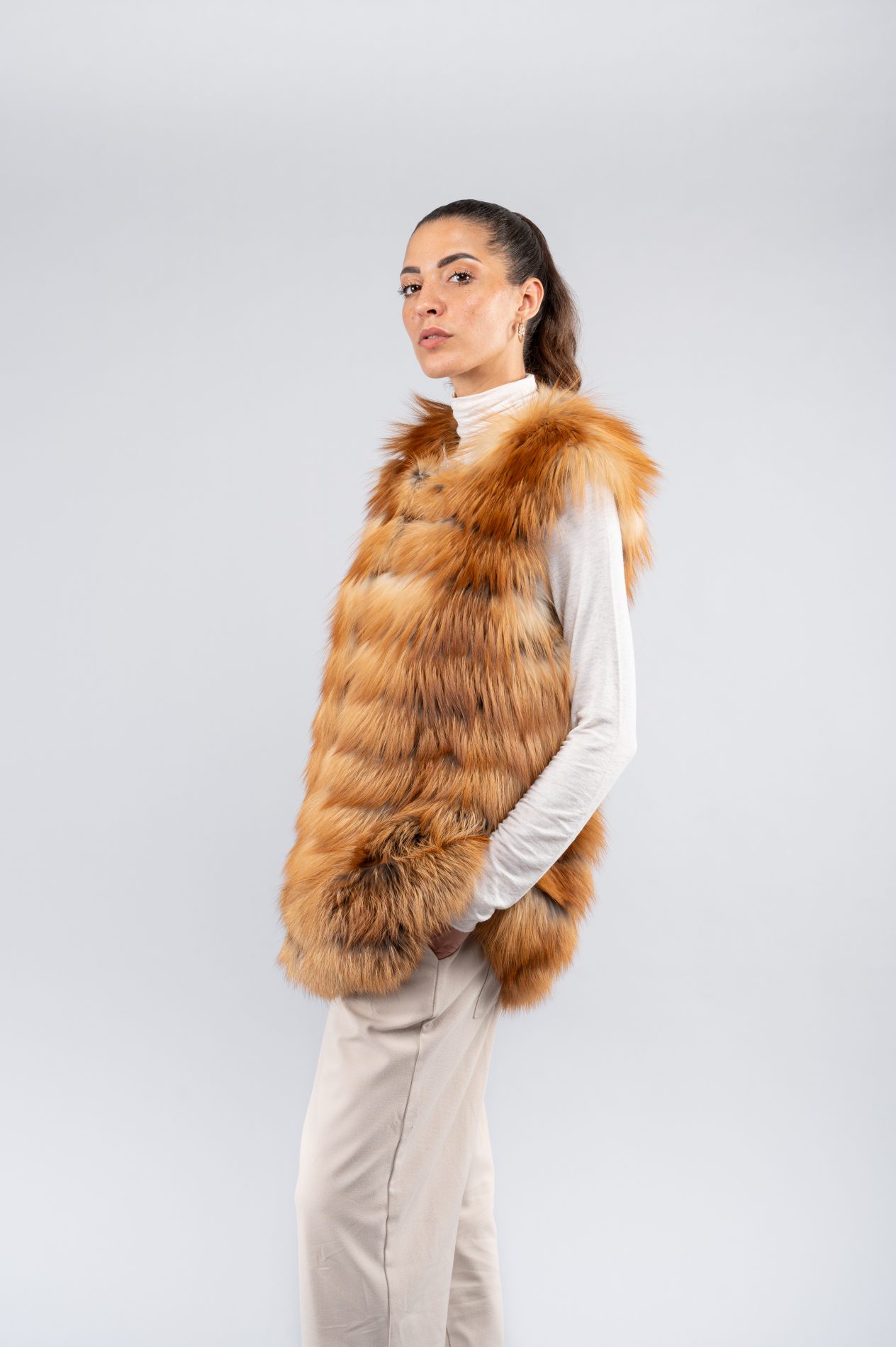 DRU0015 gilet in volpe rossa (3) Gilet in volpe rossa - immagine 3