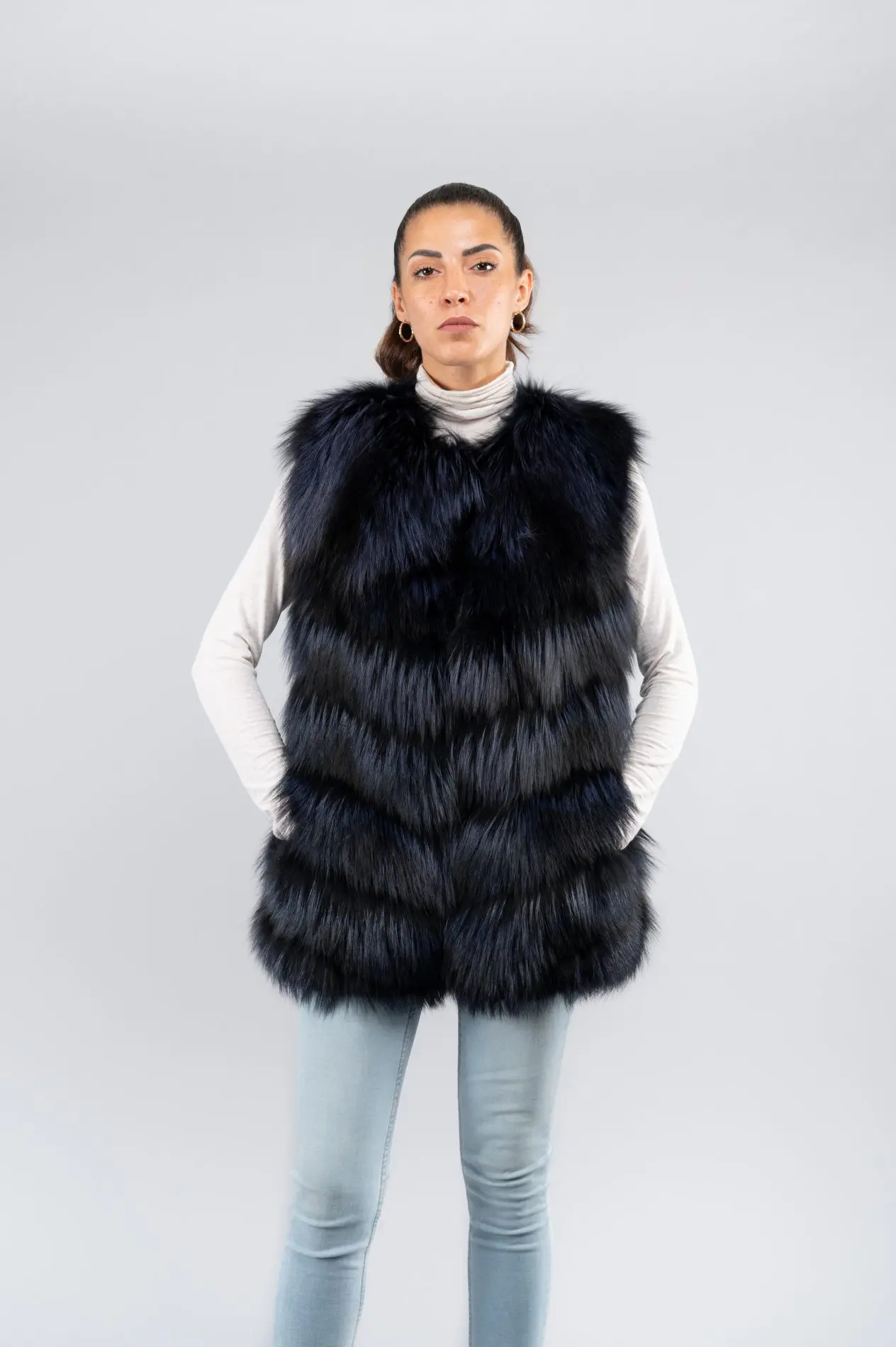 Gilet in volpe - immagine 1