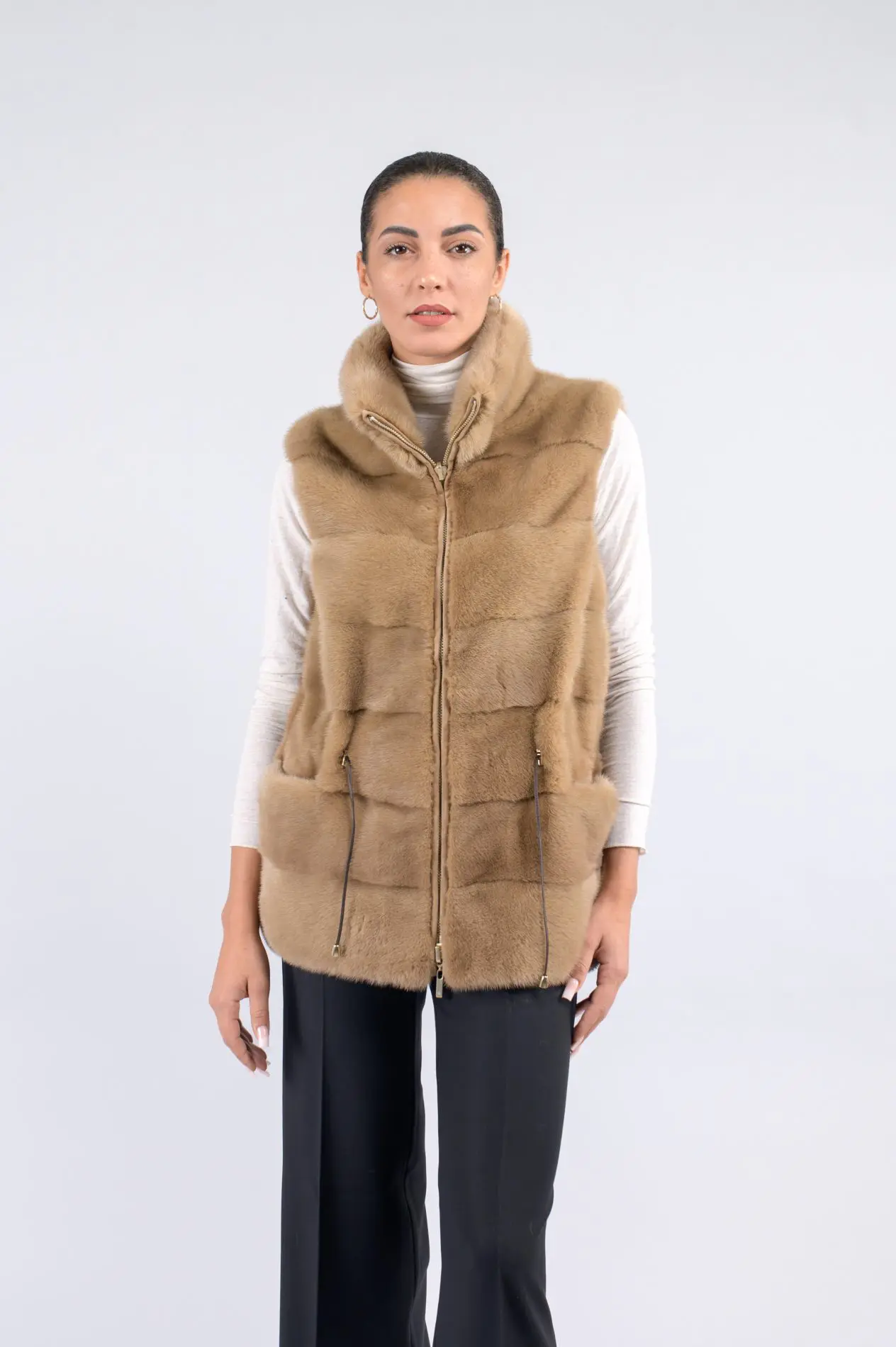 Gilet in visone reversibile - immagine 1