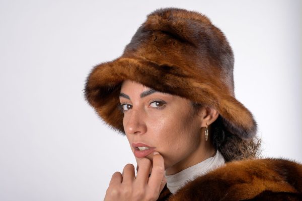 Cappello in visone - marrone - immagine 4