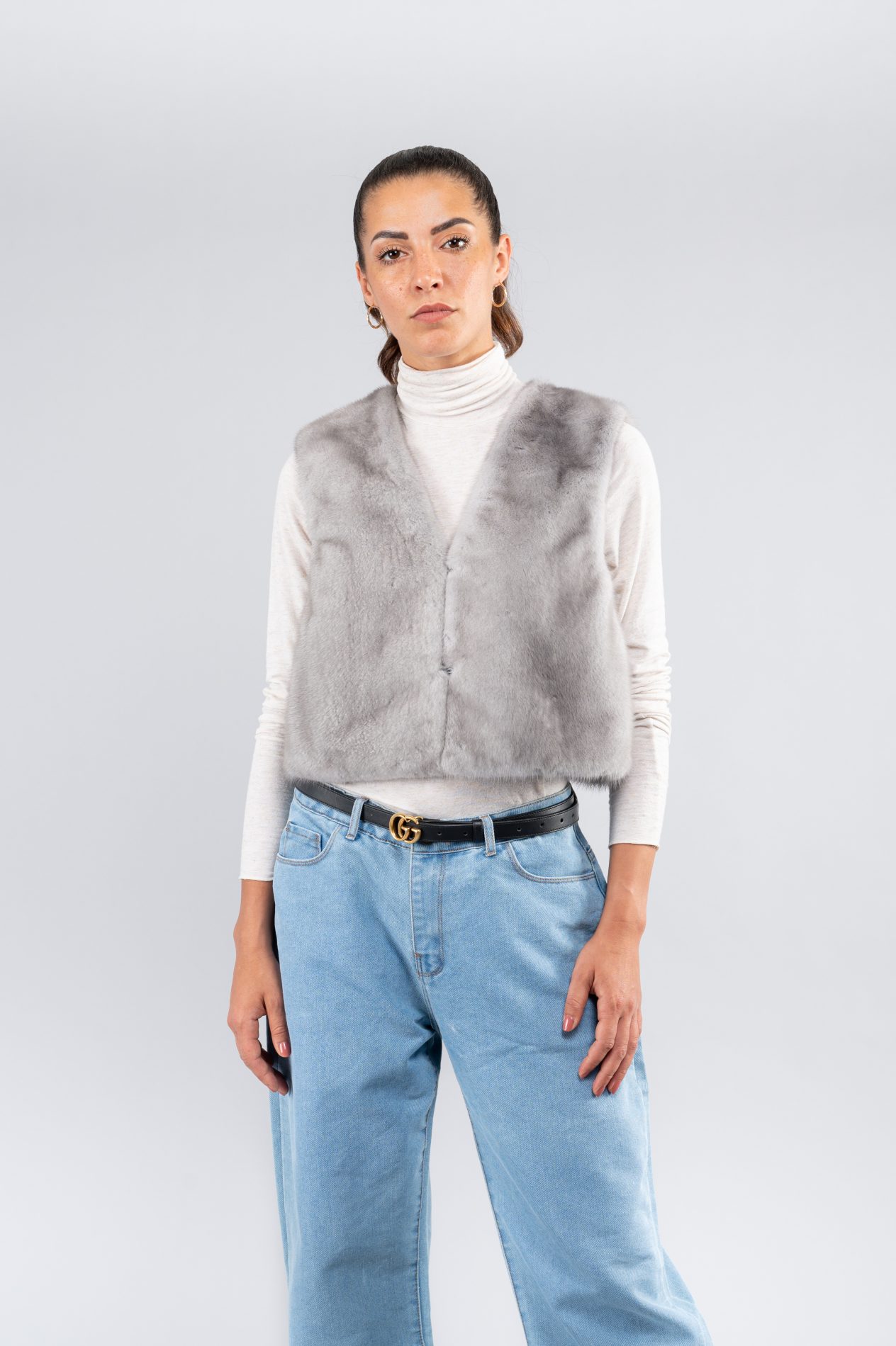 DRU019 gilet in visione silver blue corto (1) Gilet corto in visone Silver Blue - immagine 1