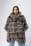 Poncho in Volpe Argentata naturale con cappuccio