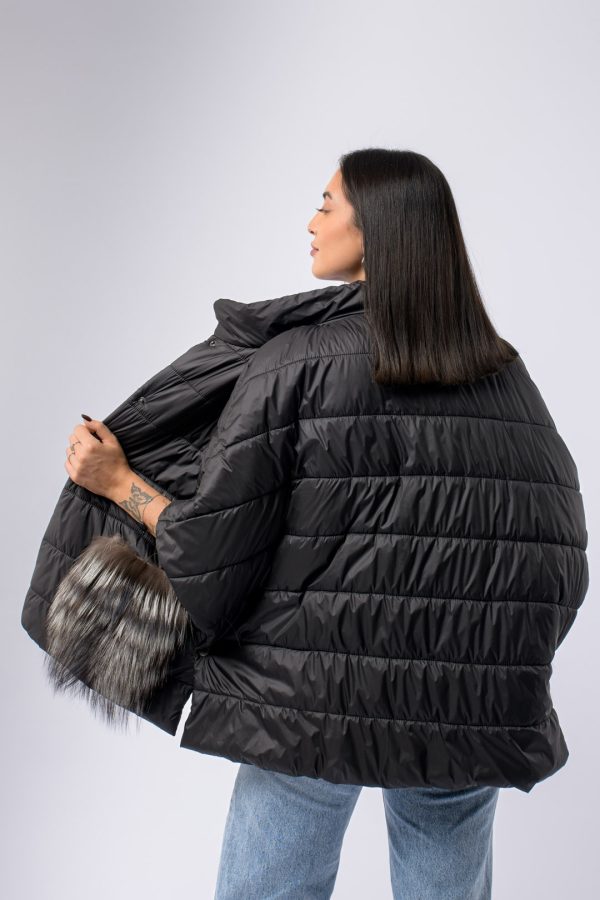 Poncho tessuto tecnico con tasche in Volpe Argentata - immagine 3