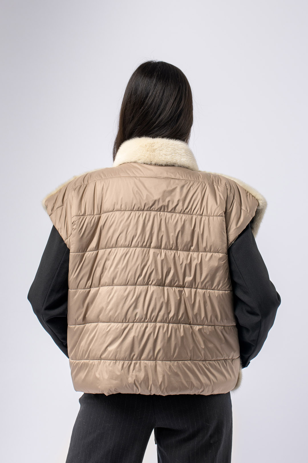 Drusola 25-09-25-221 Gilet di Visone color Ghiaccio - immagine 3