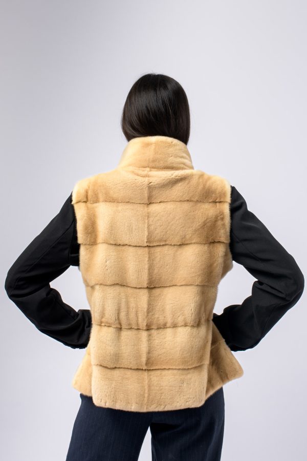 Gilet corto in visone con collo alla coreana - immagine 3