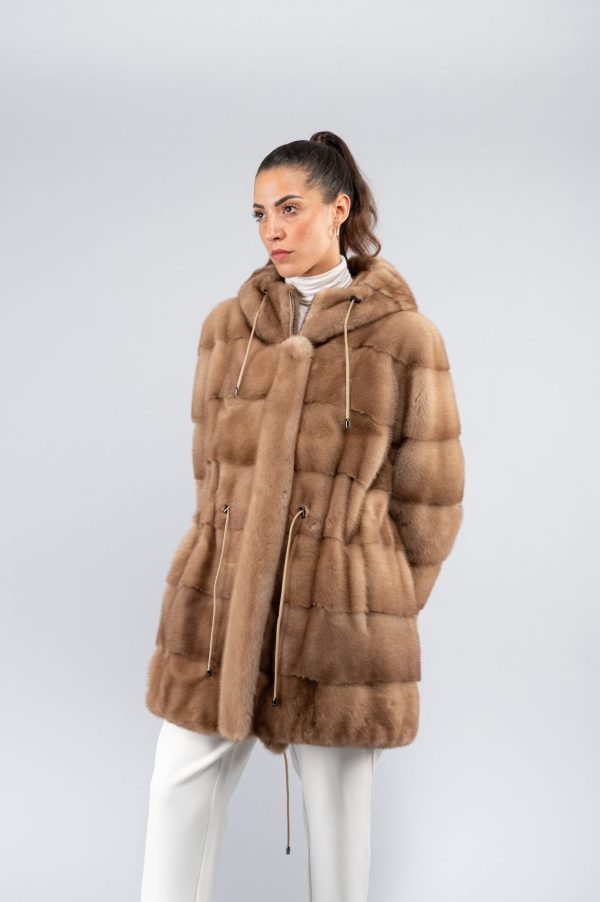 Parka in visone con cappuccio - immagine 1